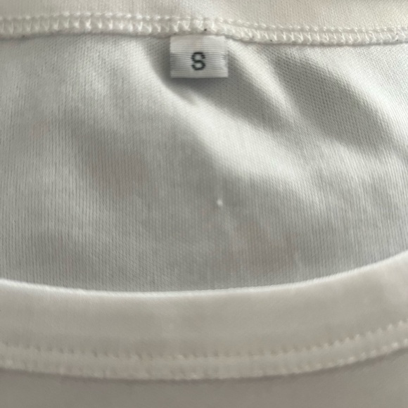 Frida Kahlo Short Sleeve White Tee - Picture 4 of 5